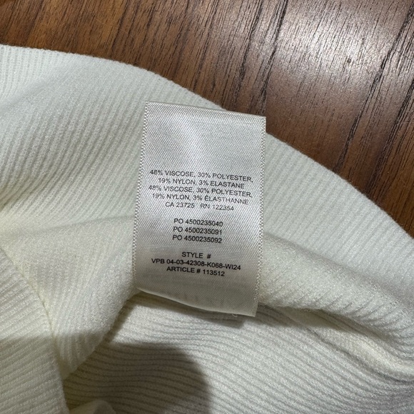 Aritzia Wilfred Nola Sweater in Light Birch Size L Wonder Yarn Slim‎ Fit Winter - Picture 8 of 11